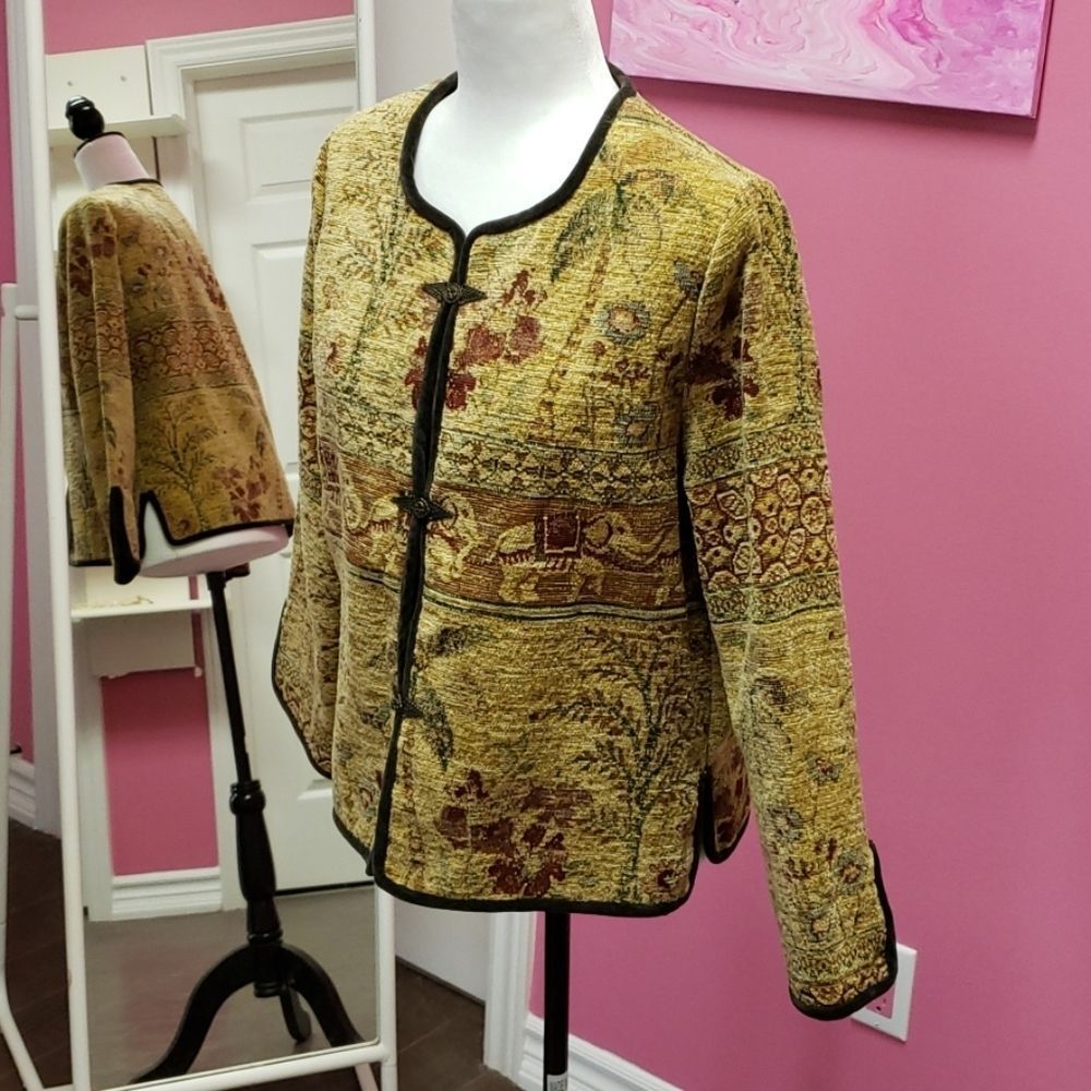 KAMARA 💛🧡💛 Elephant Print Yellow/Gold Jacket Coat